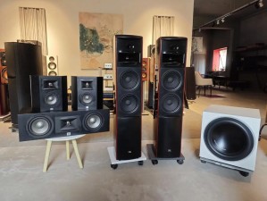 JBL698家庭影院;JBL698 家庭影院，让你的家庭娱乐更震撼