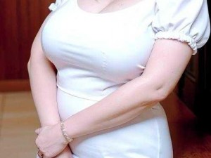 丰满人体bbw;丰满人体 bbw 写真集：展现女性的美丽与自信